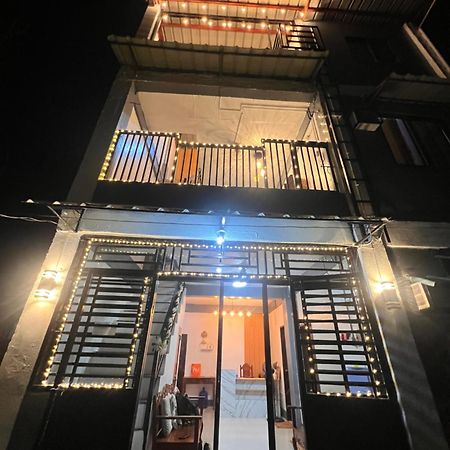 Eighty8 Tourist Inn Coron Zewnętrze zdjęcie