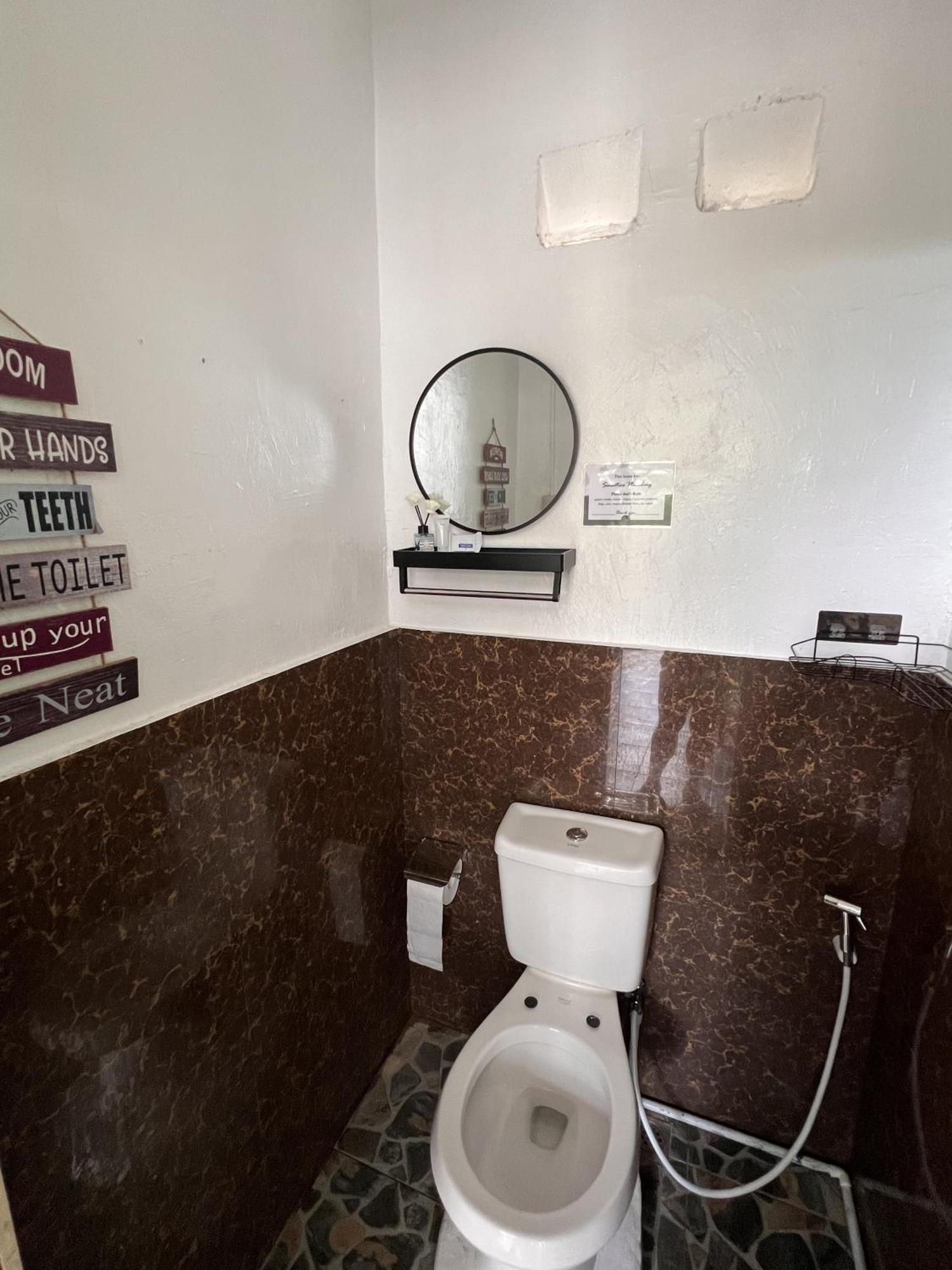 Eighty8 Tourist Inn Coron Zewnętrze zdjęcie