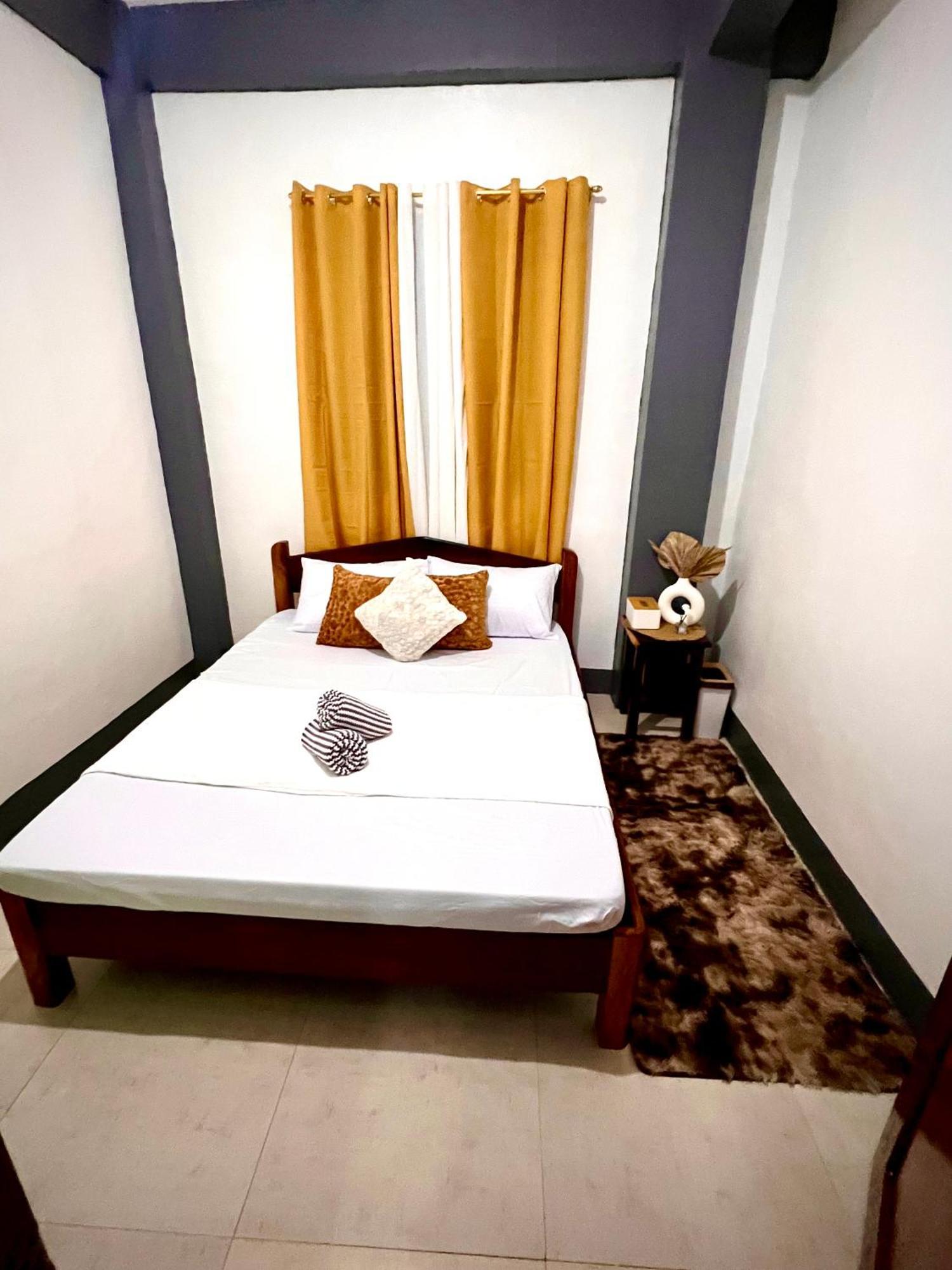 Eighty8 Tourist Inn Coron Zewnętrze zdjęcie