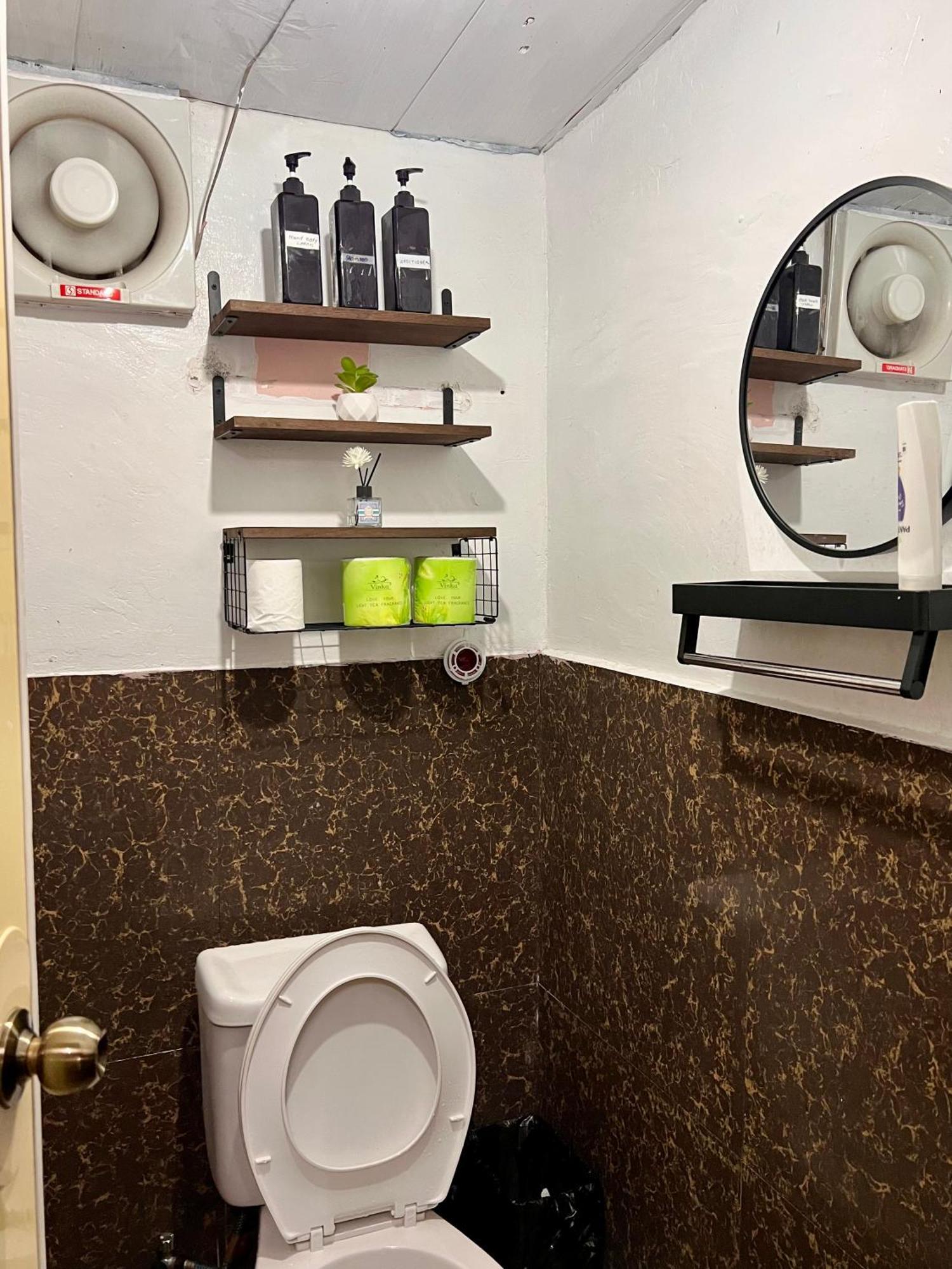 Eighty8 Tourist Inn Coron Zewnętrze zdjęcie